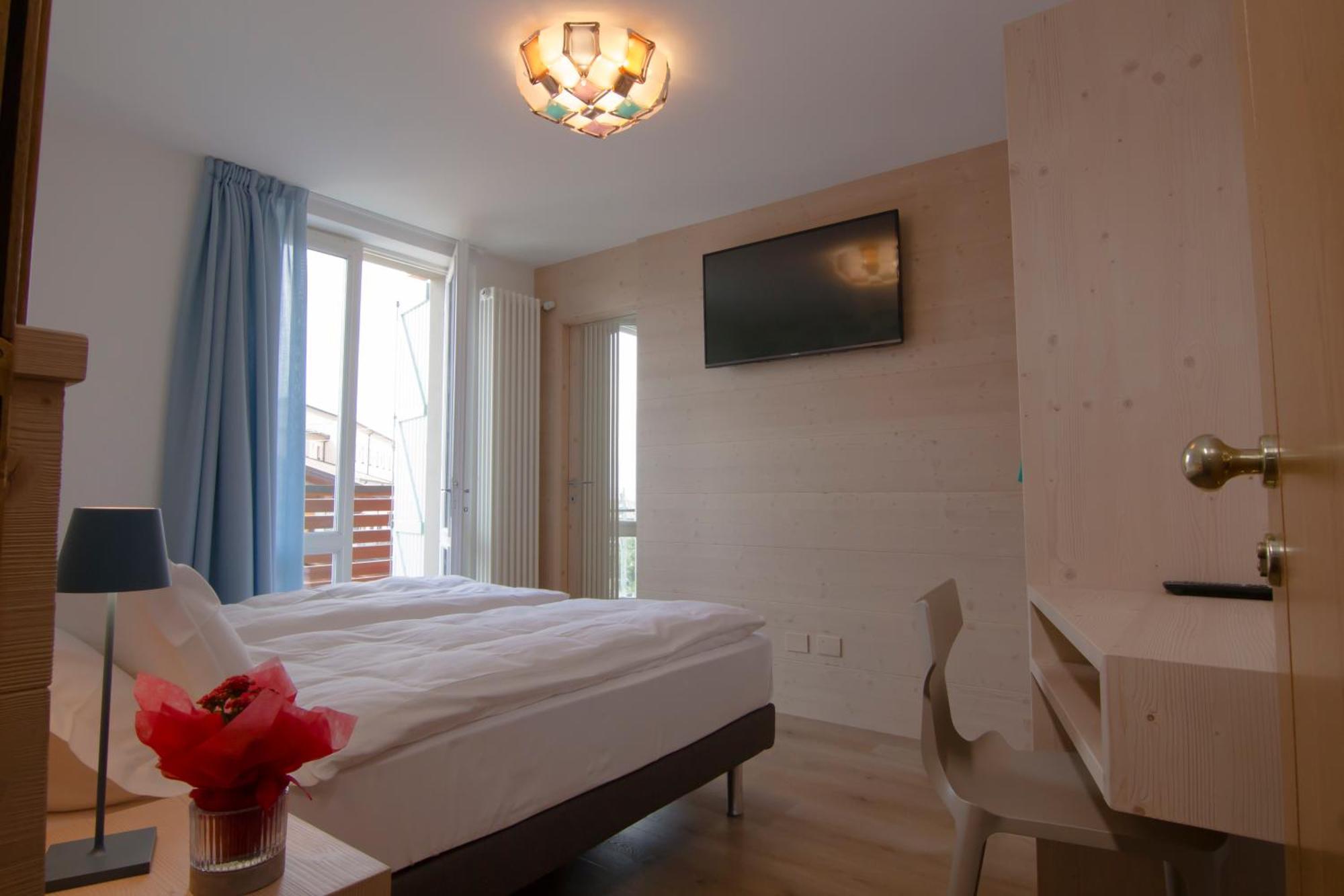 Hotel Miralago Bossico Ruang foto