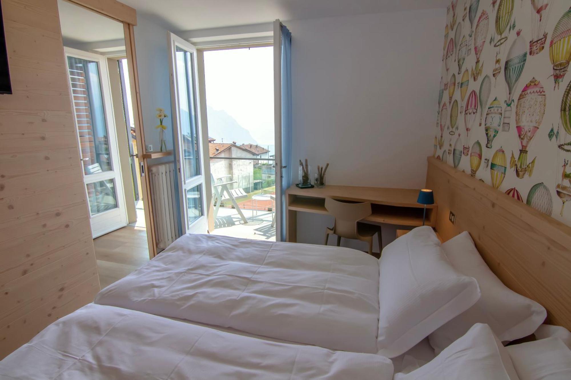 Hotel Miralago Bossico Ruang foto
