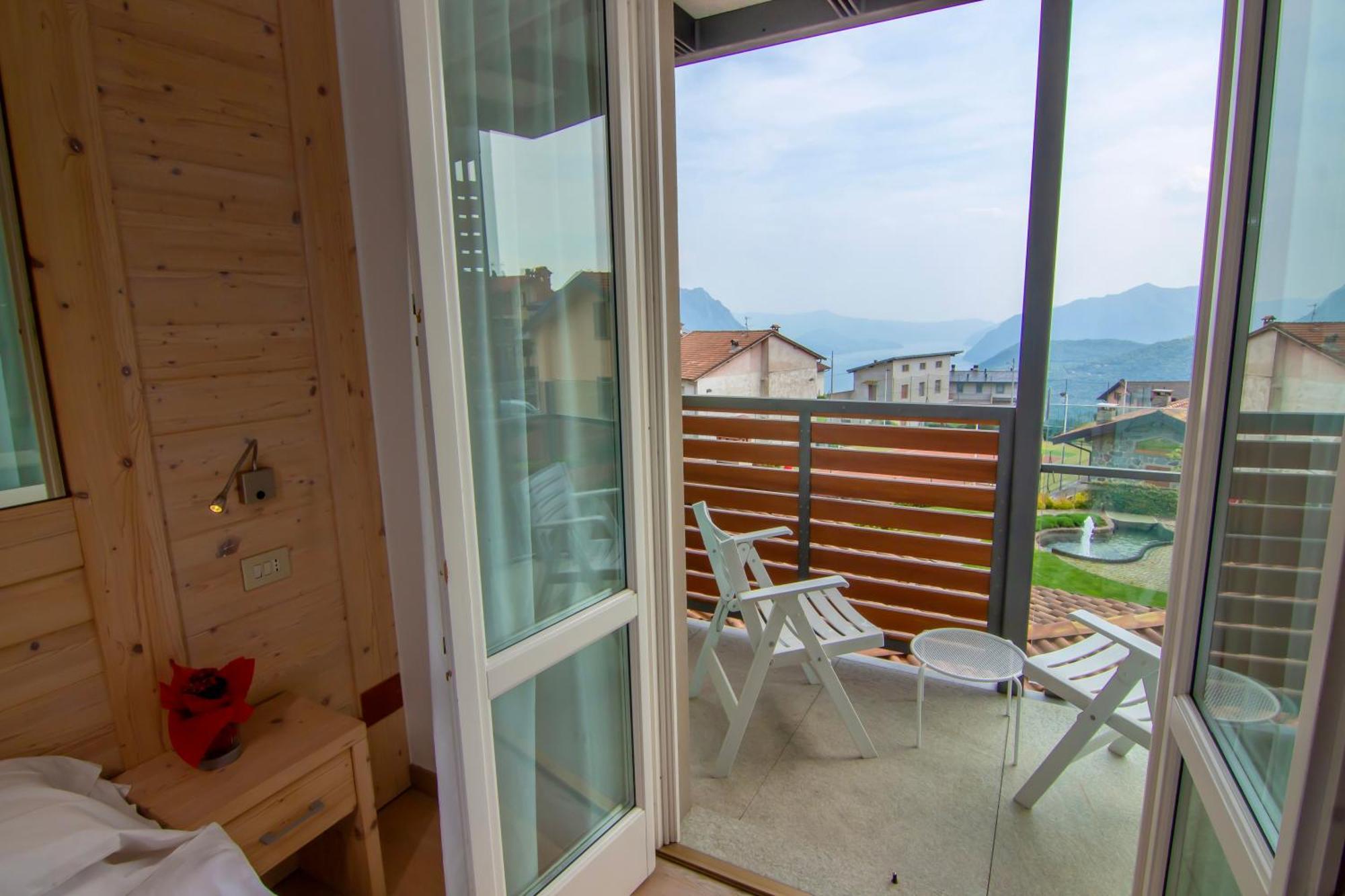 Hotel Miralago Bossico Ruang foto